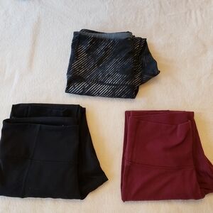 Lot of 3 Old Navy Go Dry Mesh Panels Active Leggings Size S/M